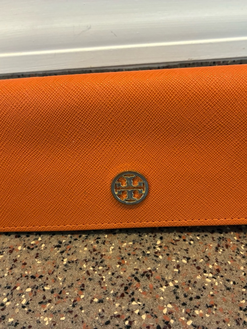 Tory Burch Orange Saffiano Continental Sunglasses Case with Logo Medallion